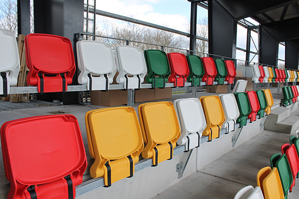 kunstgræs fodbold tribunestole jysk park Saltex