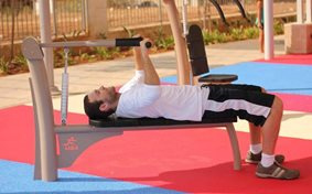 outdoor fitness urbanix blade i stål fra unisport 