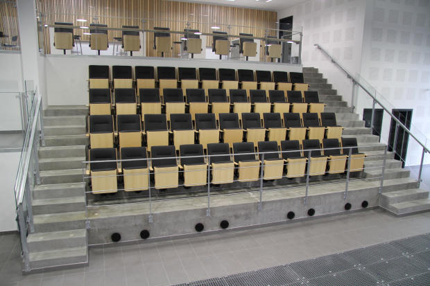 tribuner vip fra unisport