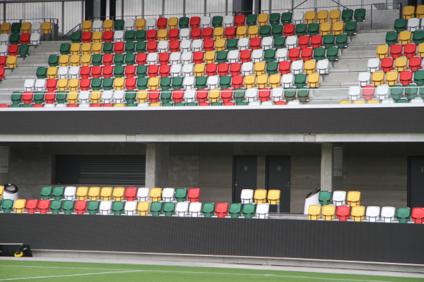 tribunestoler boxseat jysk park Saltex