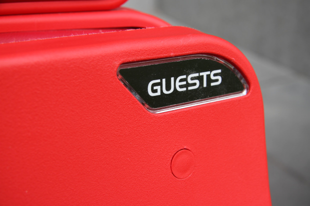 tribunestoler boxseat jysk park Saltex