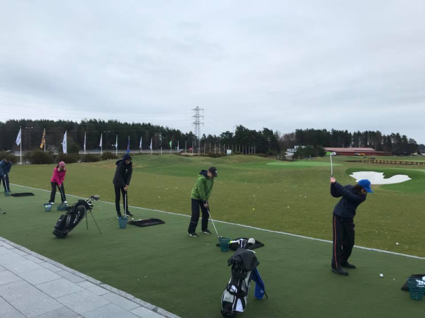 öseteråkers golfklubbmed konstgräs till range, tee, green från Saltex