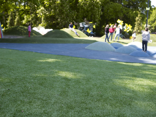 konstgräs lekplatser lekplats sagolekparken Saltex