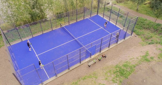 Saltex-padel-padelkentta-ulkokentta-padelnurmi-padelalusta