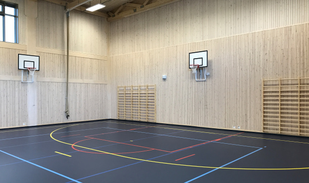 gymsal sportsgulv ribbevegg basket klatretau Saltex 