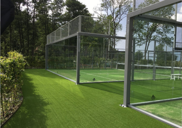 adidas padelbanor padel clay tech tennisbana från Saltex