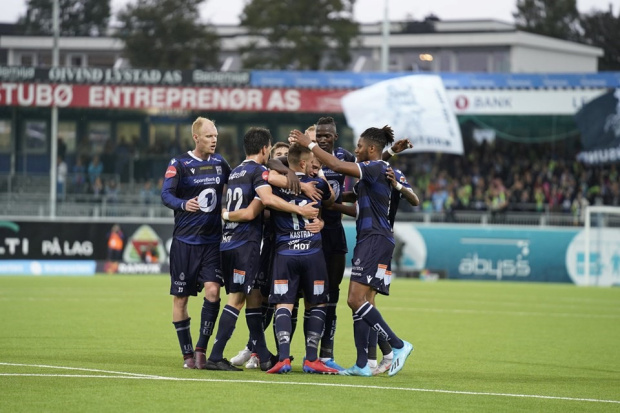 kunstgress kristiansund ballklubb saltex
