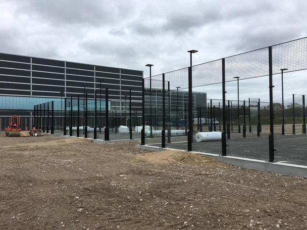 Padel baner under opbygning, Saltex