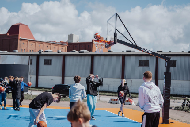 en sportslig chans saltex bergo sportgolv 