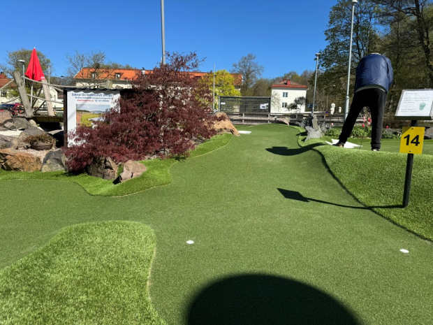 Omläggning Gullbergsbros äventyrsgolfbana saltex