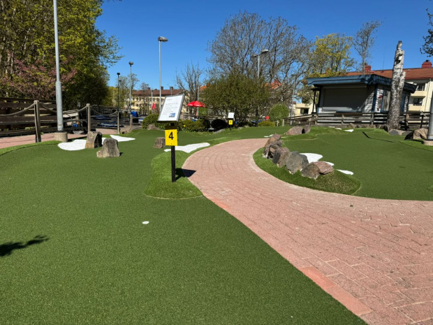 Omläggning Gullbergsbros äventyrsgolfbana saltex