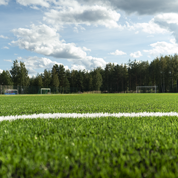 Tekonurmi, jalkapallotekonurmi, pesäpallotekonurmi, jalkapallokenttä
