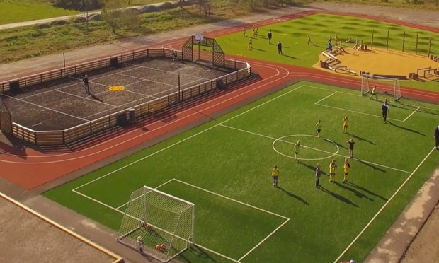 En inspirerande aktivitetspark för barn och ungdomar i Valla saltex