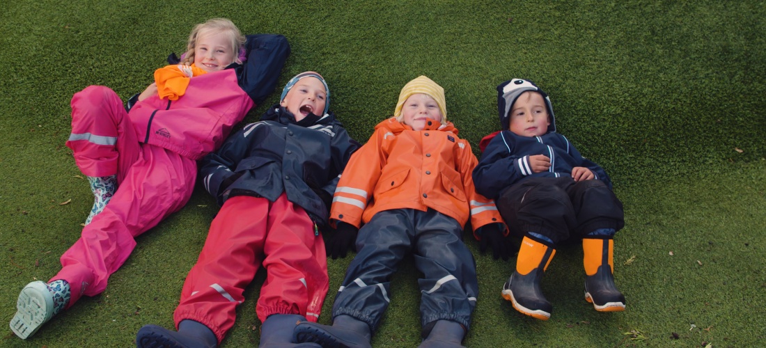 konstgräs till lekplatser och skolgårdardar viktigt att tänka på unisport